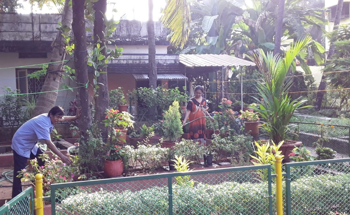 ಪರಿಸರಾಚಾ ಮೊಗಾದ್ವಾರಿಂ ಜಿಣಿ ಬದ್ಲಿಯಾಂ 7 RRC07