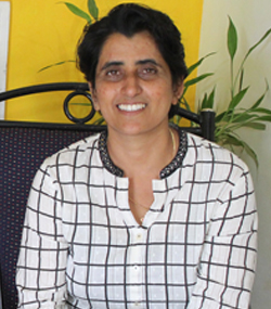 ಜೈಸನ್ ಆನಿ ವೆನಿಝಿಯಾಕ್ ನಬಾಜೆ ಯುವ ಪ್ರತಿಭಾ ಪುರಸ್ಕಾರ್, ರೆನಿಟಾ, ಶಮಿತಾ ವಿಶೇಸ್ ಸಾಧಕಾಂ 4 Renita Lobo