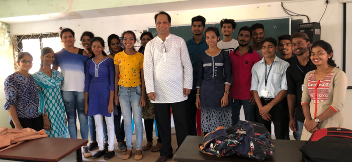 ಶ್ರೀ ಮಲ್ಲಿಕಾರ್ಜುನ ಕೊಲೆಜಿಂತ್ ’ಗಝಲ್’ಚೆರ್ - ಏಕ್ ಅಧ್ಯಯನ್ 2 VQ02