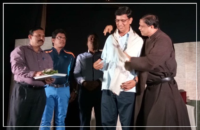 ಮಿರಾರೊಡಾಂತ್ 'ಝುಜ್' ನಾಟಕಾಚೆಂ ಪ್ರದರ್ಶನ್ 1 ZJ01