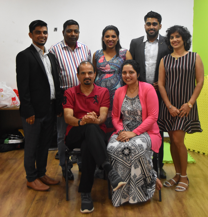 ದಾಯ್ಜಿ ದುಬಾಯ್ ವಿಸಾವೊ ವರ್ಸುಗೆ ಸಂಭ್ರಮ್ - ಮಮ್ಮಾ ರಿಟಾಯರ್ಡ್ ಜಾತಾ ನಾಟಕ್ 4 DD003