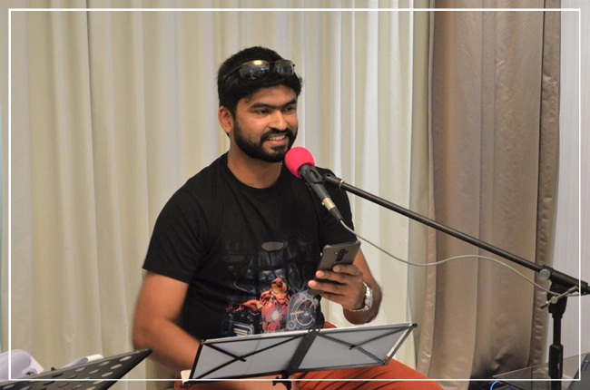 ಅಬುದಾಬಿಂತ್ ಕವಿತಾ ಟ್ರಸ್ಟ್ - ಆಂಕ್ರಿ ಡೊಟ್ ಕೊಮ್ ಕವಿಗೋಶ್ಟಿ 8 KISH12