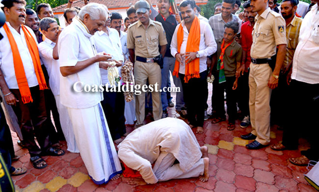 ಹೆಂ ಎಲಿಸಾಂವ್ ಕೊಣ್ ಜಿಕ್ತಲೊ? 3 PM09