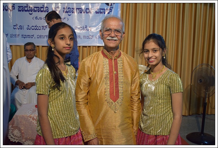 ಮ್ಹಾಕಾ ಕೊಂಕ್ಣೆಚೆಂ 'ಕ್ಯಾನ್ಸರ್' ಲಾಗ್ಲಾಂ - ಲ| ದೊ| ಆಸ್ಟಿನ್ ಡಿ’ ಸೊಜಾ ಪ್ರಭು, ಚಿಕಾಗೊ 16 ADP17