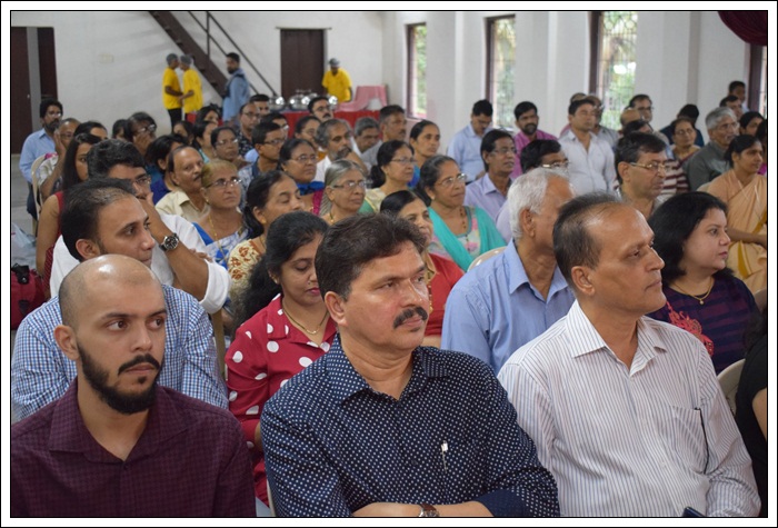 ಮ್ಹಾಕಾ ಕೊಂಕ್ಣೆಚೆಂ 'ಕ್ಯಾನ್ಸರ್' ಲಾಗ್ಲಾಂ - ಲ| ದೊ| ಆಸ್ಟಿನ್ ಡಿ’ ಸೊಜಾ ಪ್ರಭು, ಚಿಕಾಗೊ 8 ADP21