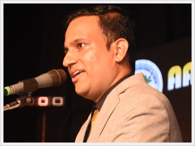 'ಆಪ್ಣಾ ಖಾತಿರ್ ಮಾತ್ ನಯ್ ಹೆರಾಂ ಖಾತಿರ್ ಜಿಯೆಂವ್ಚೊ ಖರೊ ಮನ್ಶ್ಯಾಶೆಗುಣ್' - ಅ| ಮಾ| ದೊ| ಪೀಟರ್ ಪಾವ್ಲ್ ಸಲ್ಡಾನ್ಹಾ 7 AKRDSC 5101