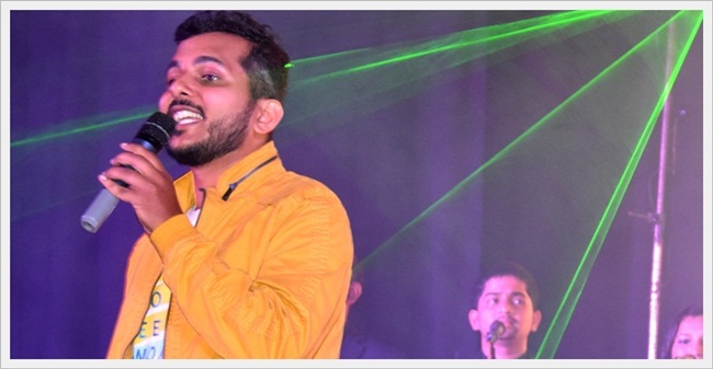 'ಆಪ್ಣಾ ಖಾತಿರ್ ಮಾತ್ ನಯ್ ಹೆರಾಂ ಖಾತಿರ್ ಜಿಯೆಂವ್ಚೊ ಖರೊ ಮನ್ಶ್ಯಾಶೆಗುಣ್' - ಅ| ಮಾ| ದೊ| ಪೀಟರ್ ಪಾವ್ಲ್ ಸಲ್ಡಾನ್ಹಾ 50 KM037