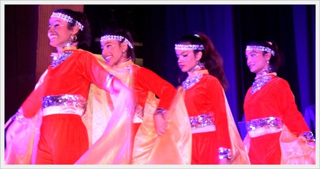 'ಆಪ್ಣಾ ಖಾತಿರ್ ಮಾತ್ ನಯ್ ಹೆರಾಂ ಖಾತಿರ್ ಜಿಯೆಂವ್ಚೊ ಖರೊ ಮನ್ಶ್ಯಾಶೆಗುಣ್' - ಅ| ಮಾ| ದೊ| ಪೀಟರ್ ಪಾವ್ಲ್ ಸಲ್ಡಾನ್ಹಾ 41 KM044