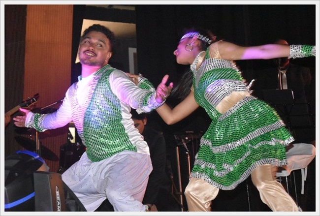 'ಆಪ್ಣಾ ಖಾತಿರ್ ಮಾತ್ ನಯ್ ಹೆರಾಂ ಖಾತಿರ್ ಜಿಯೆಂವ್ಚೊ ಖರೊ ಮನ್ಶ್ಯಾಶೆಗುಣ್' - ಅ| ಮಾ| ದೊ| ಪೀಟರ್ ಪಾವ್ಲ್ ಸಲ್ಡಾನ್ಹಾ 33 KM056