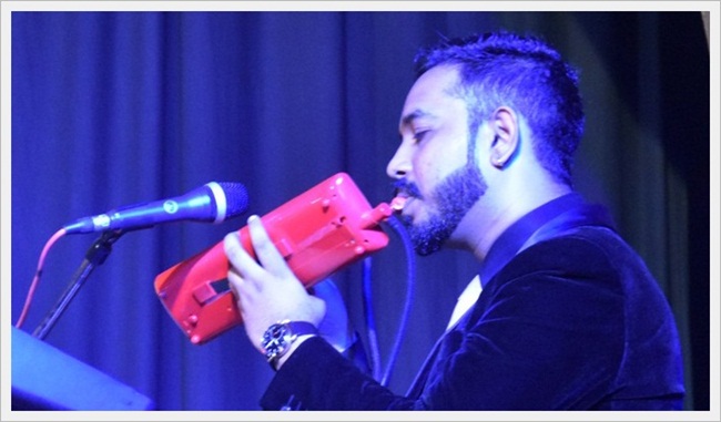 'ಆಪ್ಣಾ ಖಾತಿರ್ ಮಾತ್ ನಯ್ ಹೆರಾಂ ಖಾತಿರ್ ಜಿಯೆಂವ್ಚೊ ಖರೊ ಮನ್ಶ್ಯಾಶೆಗುಣ್' - ಅ| ಮಾ| ದೊ| ಪೀಟರ್ ಪಾವ್ಲ್ ಸಲ್ಡಾನ್ಹಾ 28 KM064