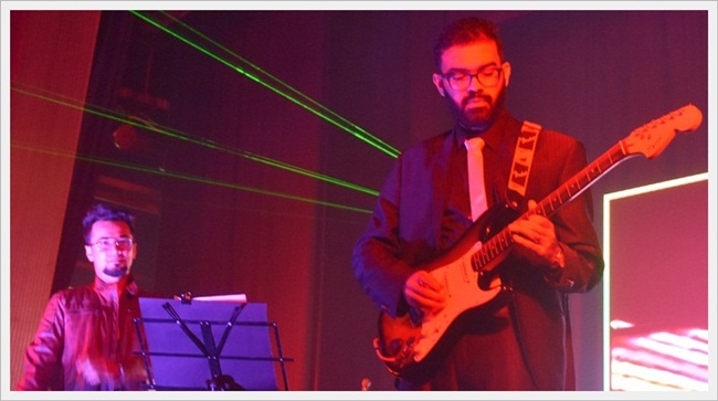 'ಆಪ್ಣಾ ಖಾತಿರ್ ಮಾತ್ ನಯ್ ಹೆರಾಂ ಖಾತಿರ್ ಜಿಯೆಂವ್ಚೊ ಖರೊ ಮನ್ಶ್ಯಾಶೆಗುಣ್' - ಅ| ಮಾ| ದೊ| ಪೀಟರ್ ಪಾವ್ಲ್ ಸಲ್ಡಾನ್ಹಾ 26 KM066