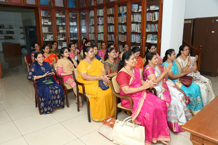 ವಿಶ್ವ ಕೊಂಕಣಿ ಸ್ತ್ರೀ ಶಕ್ತಿ ಮಿಶನ್ : 5 ವೇ ಪಂಗಡ ಶಿವಣ ತರಬೇತಿ ಕಾರ್ಯಾಗಾರ 3 WKC03 1