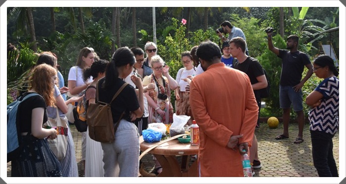 ಬ್ರಿಟನ್ ವಿದ್ಯಾರ್ಥಿಂಕ್ ಪಾಂಗ್ಳಾ ಕಳ್ಯಾಂಚಿಂ ಕ್ಲಾಸ್ 11 JM010