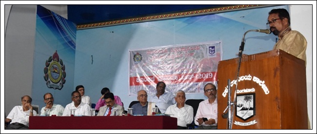 ಪ್ರಮಾಣ್ ಕರ್ನ್ ಸಾಂಗ್ತಾಂ ಕೊಂಕ್ಣೆಕ್ ದಿಲ್ಲೊ ಪಾಟಿಂಬೊ ಪಾಟಿಂ ಕಾಡಿನಾಂವ್ - ಪ್ರೊ| ಪಿ. ಎಸ್. ಯಡಪಡಿತ್ತಾಯ 21 MU046