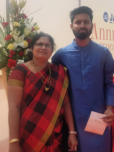 ಬೆಂಗ್ಳುರಾಂತ್ ಕೊಂಕ್ಣಿ ಬರಯ್ಣಾರ್ ಶರೋನ್ ಒಲಿವೆರಾಕ್ ದೊತೊರ್ ಸನದ್ ಪ್ರದಾನ್ 3 S12