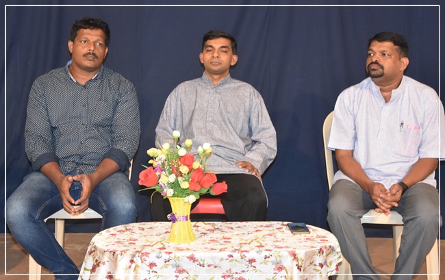 ಬಜ್ಜೋಡಿಂತ್ ಸಪ್ತೆಂಬರಾಚಿ ಪೊಯೆಟಿಕ್ಸ್ ಕವಿಗೋಶ್ಟಿ 2 BKG002