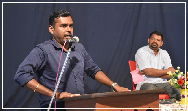 ಬಜ್ಜೋಡಿಂತ್ ಸಪ್ತೆಂಬರಾಚಿ ಪೊಯೆಟಿಕ್ಸ್ ಕವಿಗೋಶ್ಟಿ 8 BKG012