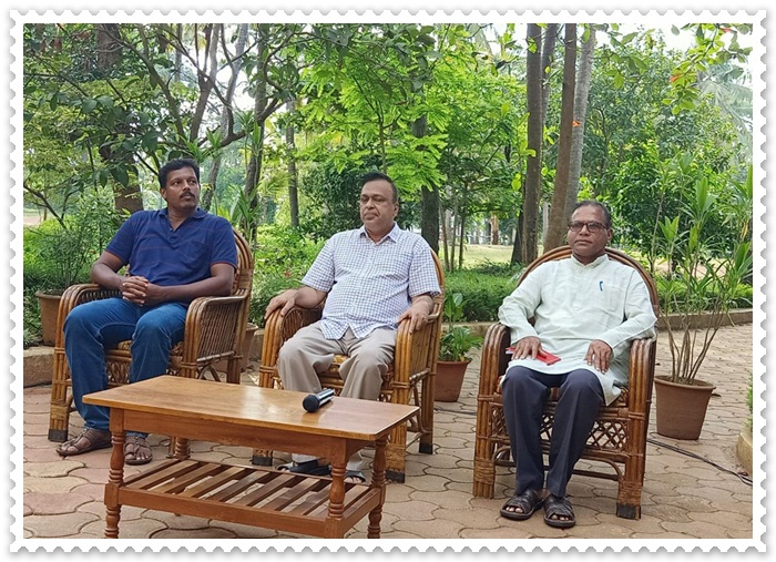 ಅರ್ಥಾಭರಿತ್ ಜಿಣ್ಯೆಕ್ ಅಂತರ್ದೀಶ್ಟ್ , ಕವಿತಾ - ಮಾ| ದೊ| ಐವನ್ ಮಿಯಾರ್ 5 SKG012