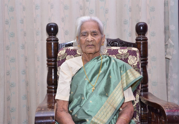 ಹ್ಯಾ ಭಾಗಿ ರಾತಿಂ ಉಡಾಸಾಂತ್ ತಿಂ ಚವ್ಗಾಂ 3 SQ03