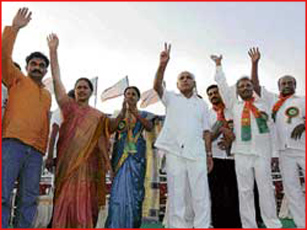 ದೋನ್ ಬಾಂಬಾಂಚಿಂ ಕಾಣಿ 3 Bomb02