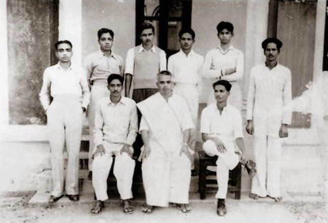 ನಿತ್ಯೋತ್ಸವಾಕ್ ನಿಸ್ರಾಲ್ಲೊ ನಿಸಾರ್ ! 4 KSN02