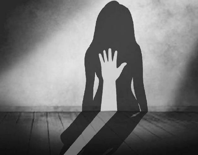 ಮೈಸೂರ್ ದಿಯೆಸೆಜಿಕೀ ಪಾವ್ಲಿಗೀ ಕೇರಳ ದಿಯೆಸೆಜಿಂಚಿ ಪಿಡಾ ? 3 AC03 1