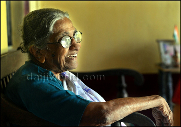 ಕಿತೆಂಚ್ ನಾತ್ಲ್ಲ್ಯಾಂಕ್ ವ್ಹಡ್ ಏಕ್ ಆಸ್ತ್ ಜಾಲ್ಲಿ - ಡೊ| ಒಲಿಂಡಾ ಪಿರೇರಾ 2 JB01