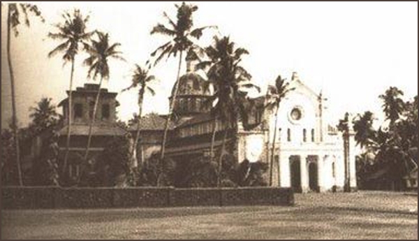 ರುಜಾಯ್ಚೆಂ ಕಾಥೆದ್ರಾಲ್ ಆಮ್ಚ್ಯಾ ಬಿಸ್ಪಾಂಚೊ ಸಾಸ್ಣಿಕ್ ಥಂಬು 1 SQ01