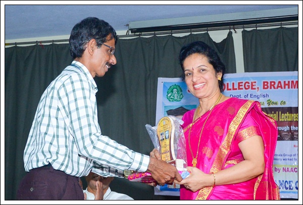 ಬ್ರಹ್ಮಾವರ್ : ಫಾ| ನೊರೋನ್ಹಾ ಆನಿ ಫಾ| ರೋಚ್ ಉಪನ್ಯಾಸ್ ಮಾಲಿಕಾ 25 AR05