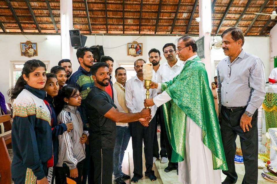 ಅನಿಲ್ ಮೆಂಡೋನ್ಸಾ: ಬಾಡಿ ಬಿಲ್ಡಿಂಗ್ ಶೆತಾಂತ್ ಅಪ್ರೂಪಾಚೊ ಸಾಧಕ್ 18 A07