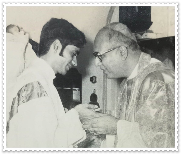 ಜಿಣ್ಯೆಕ್ ಮ್ಹಜ್ಯಾ 'ಪ್ಲ್ಯಾನ್ ಬಿ' ದಿಲ್ಲೊ ಪಾದ್ರ್ಯಾಬ್ 14 FrVM002