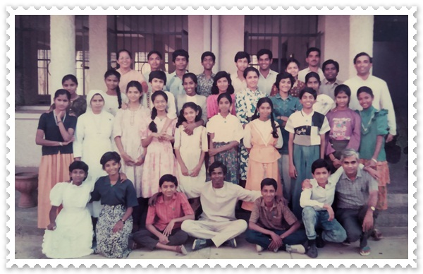 ಜಿಣ್ಯೆಕ್ ಮ್ಹಜ್ಯಾ 'ಪ್ಲ್ಯಾನ್ ಬಿ' ದಿಲ್ಲೊ ಪಾದ್ರ್ಯಾಬ್ 17 FrVM005