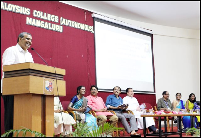 ಸೊಂಪ್ಯಾ ಭಾಶೆಂತ್ ಗೂಂಡ್ ಆಧ್ಯಾತ್ಮಿಕತಾ ಶಿಕಂವ್ಚೆಂ 'ಮಂಕುತಿಮ್ಮನ ಕಗ್ಗ' ಬಾ| ಒನಿಲ್ ಡಿಸೋಜಾ. 3 MK04