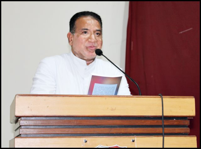 ಸೊಂಪ್ಯಾ ಭಾಶೆಂತ್ ಗೂಂಡ್ ಆಧ್ಯಾತ್ಮಿಕತಾ ಶಿಕಂವ್ಚೆಂ 'ಮಂಕುತಿಮ್ಮನ ಕಗ್ಗ' ಬಾ| ಒನಿಲ್ ಡಿಸೋಜಾ. 6 MK08