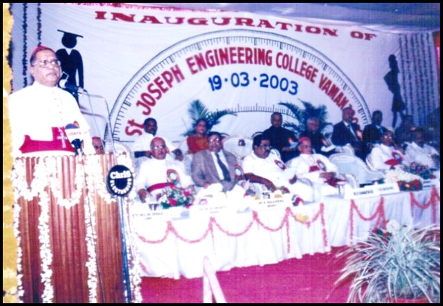 'ಫಾದರ್ ಎ.ಪಿ.' ಜಾವ್ನ್ಚ್ ಉರ್ಲ್ಲೊ - ಬಿಸ್ಪ್ ಲುವಿ 3 AP0210