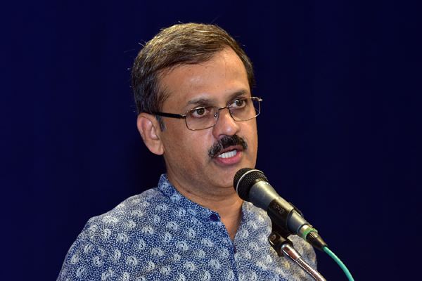 ತಾಕೊಡೆಚೆಂ ನಾಂವ್ ಕೊಂಕ್ಣಿ ಸಾಹಿತ್ಯಾಂತ್ ಥಿರ್ ಕೆಲ್ಲೊ ಮ್ಹಜೊ ಈಶ್ಟ್ 3 CG02 1