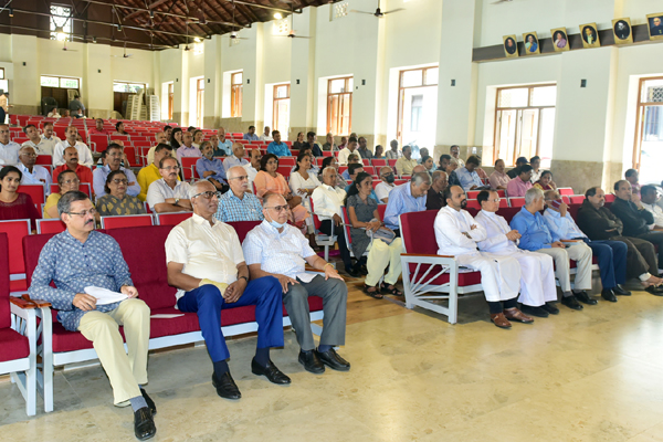 ತಾಕೊಡೆಚೆಂ ನಾಂವ್ ಕೊಂಕ್ಣಿ ಸಾಹಿತ್ಯಾಂತ್ ಥಿರ್ ಕೆಲ್ಲೊ ಮ್ಹಜೊ ಈಶ್ಟ್ 2 CG03 1