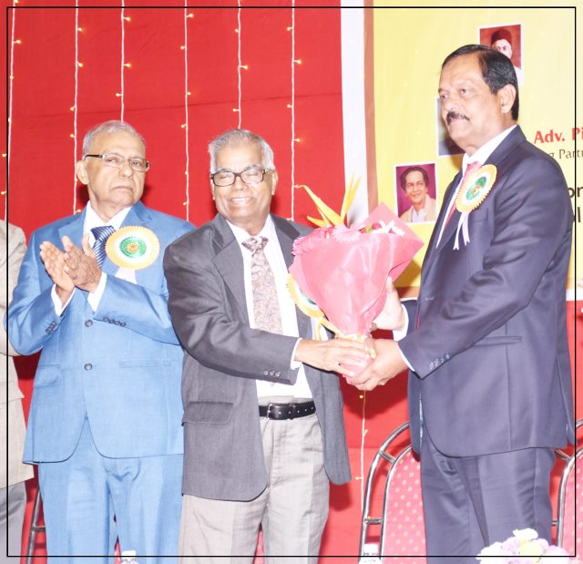 ಪ್ರತಿಭಾ ಫುಲಂವ್ಕ್ ಆವಯ್ ಭಾಸ್ ಜೊಕ್ತಿ ವೇದಿ - ಕ್ಯಾ| ಥೋಮಸ್ ಪಿಂಟೊ 15 KB02