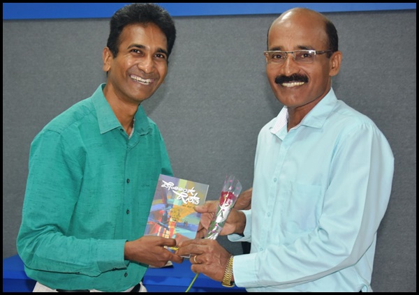 "ರೋಶುಚ್ಯಾ ಕಾಣಿಯಾಂನಿ ಕಾಫ್ಕಾಚಿ ಶೈಲಿ ದಿಸ್ತಾ" ಪ್ರೊ. ದೊ. ಜಿತಾ ಲೋಬೊ. 25 PG60