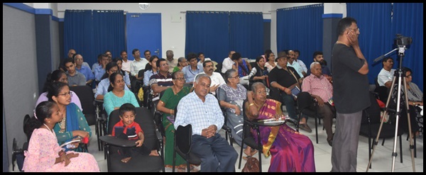 "ರೋಶುಚ್ಯಾ ಕಾಣಿಯಾಂನಿ ಕಾಫ್ಕಾಚಿ ಶೈಲಿ ದಿಸ್ತಾ" ಪ್ರೊ. ದೊ. ಜಿತಾ ಲೋಬೊ. 31 PG91