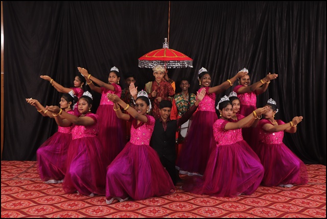 'ಬೈಬಲ್ ಕೆದಿಂಚ್ ಖಾಲಿ ಜಾಯ್ನಾತ್ಲಿ ನಿಧಿ' - ವಿಗಾರ್ ಜೆರಾಲ್ ಮೊ| ಮ್ಯಾಕ್ಸಿಮ್ ನೊರೊನ್ಹಾ 8 BE1