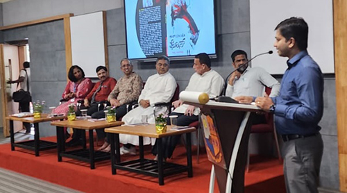 ಸಾಂ. ಲುವಿಸ್ ಪ್ರಕಾಶನಾಥಾವ್ನ್ ಉಬ್ಬ, ಮೂಡ್ಬಿದ್ರಿಚೊ 'ಕಾಣ್ಯಾಂಚೊ ಘೊಸ್' ಬೂಕ್ ಲೊಕಾರ್ಪಣ್ 14 UM010