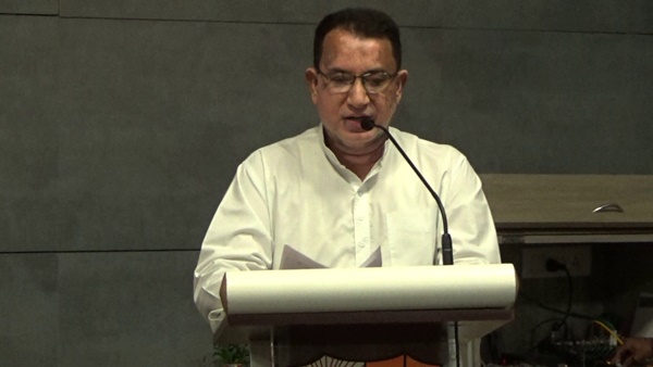 ಸಾಂ. ಲುವಿಸ್ ಪ್ರಕಾಶನಾಥಾವ್ನ್ ಉಬ್ಬ, ಮೂಡ್ಬಿದ್ರಿಚೊ 'ಕಾಣ್ಯಾಂಚೊ ಘೊಸ್' ಬೂಕ್ ಲೊಕಾರ್ಪಣ್ 5 UM017