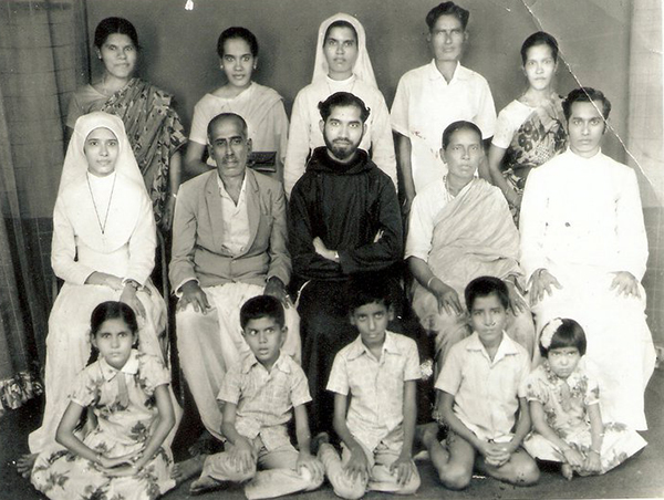 ಕರೆಜ್ಮಾಚೆ ಆಯ್ತಾರ್, ಬಾಬ್ ಆನಿ ಉಬಿರ್ 3 ALD4