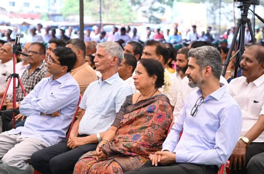 ಪ್ರವಾದ್ಯಾಂಕ್ ಆಪ್ಲ್ಯಾ ಗಾಂವಾಂತ್ ಮಾನ್ ನಾ ? 5 VP02