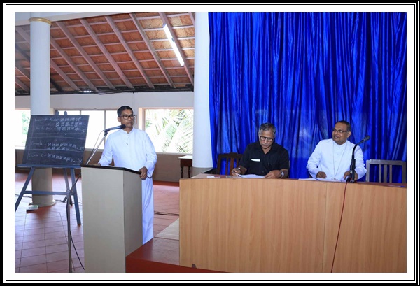 ದಿಯೆಸೆಜಿಚ್ಯಾ ಗೊವ್ಳಿಕ್ ಪರಿಷದೆಚೊ ಕಾರ್ಯದರ್ಶಿ ಜಾವ್ನ್ ದೊ| ಜಾನ್ ಡಿ’ಸಿಲ್ವ 2 DPP11