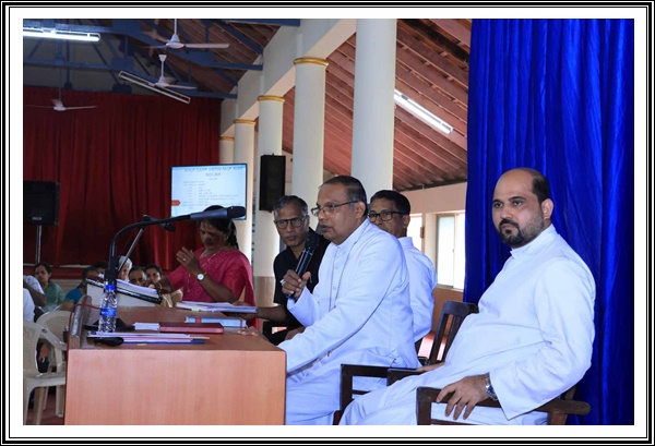 ದಿಯೆಸೆಜಿಚ್ಯಾ ಗೊವ್ಳಿಕ್ ಪರಿಷದೆಚೊ ಕಾರ್ಯದರ್ಶಿ ಜಾವ್ನ್ ದೊ| ಜಾನ್ ಡಿ’ಸಿಲ್ವ 16 DPP18